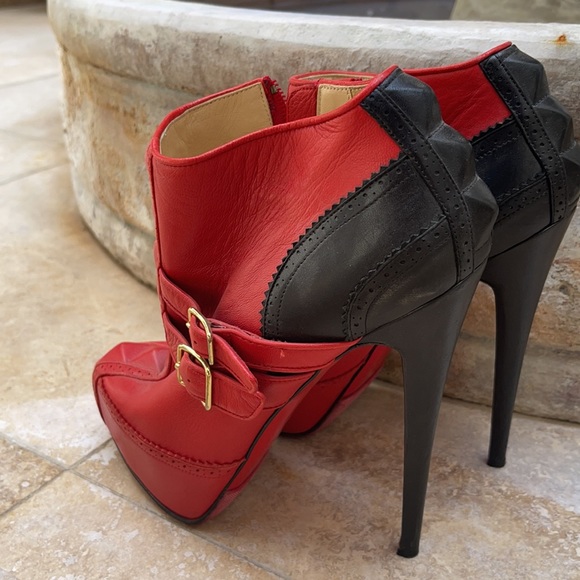 Christian Louboutin Sky-High Scarlet Heels - Picture 3 of 11